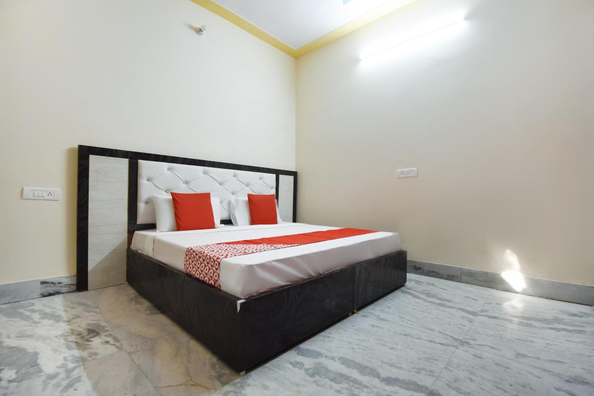 Landran Hotel O Hc Residency מראה חיצוני תמונה
