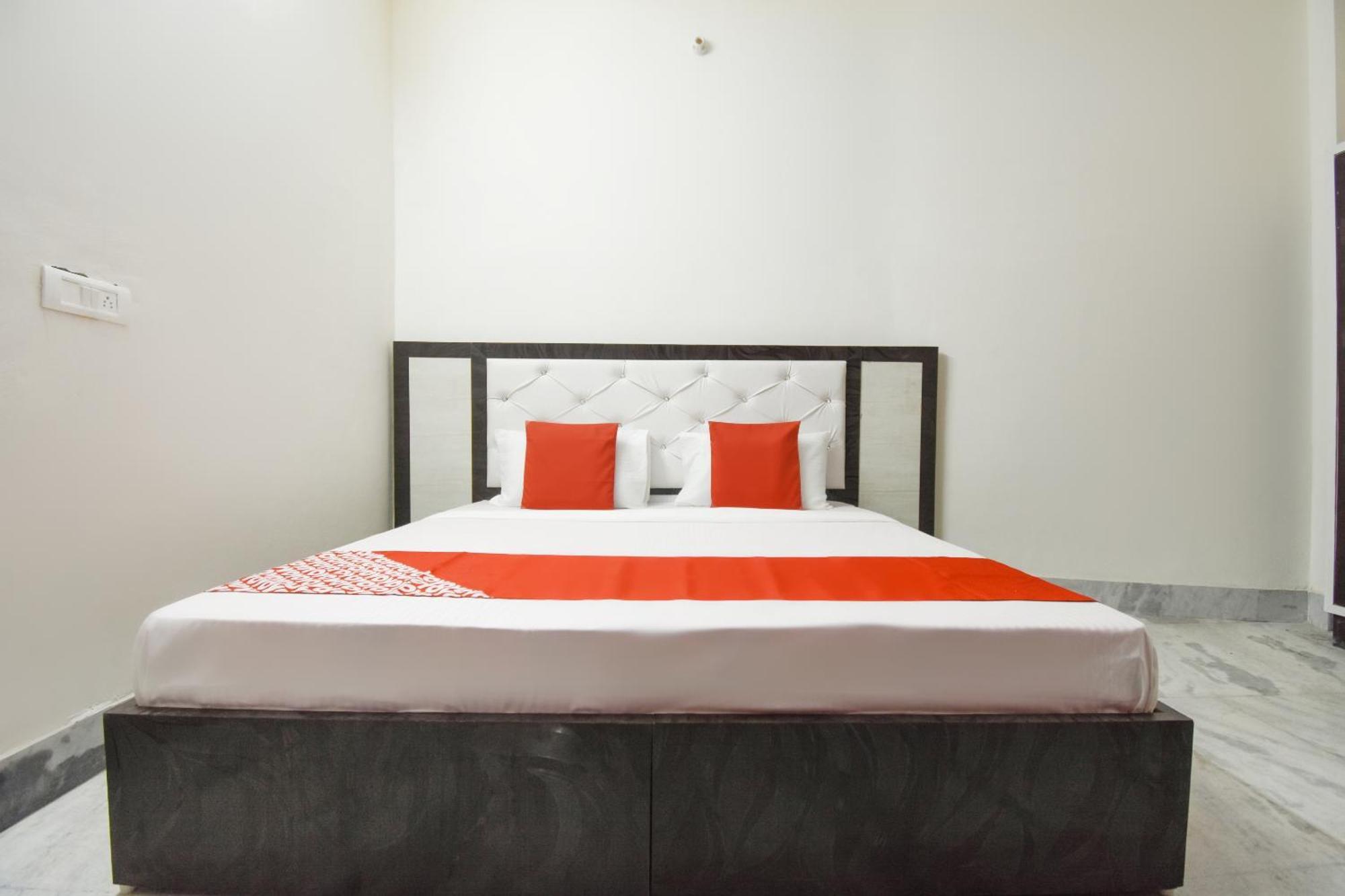 Landran Hotel O Hc Residency מראה חיצוני תמונה